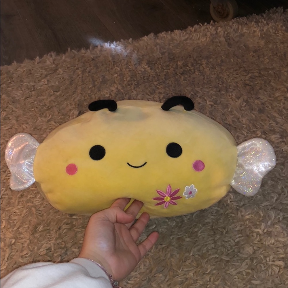 Bumblebee Squishmellow